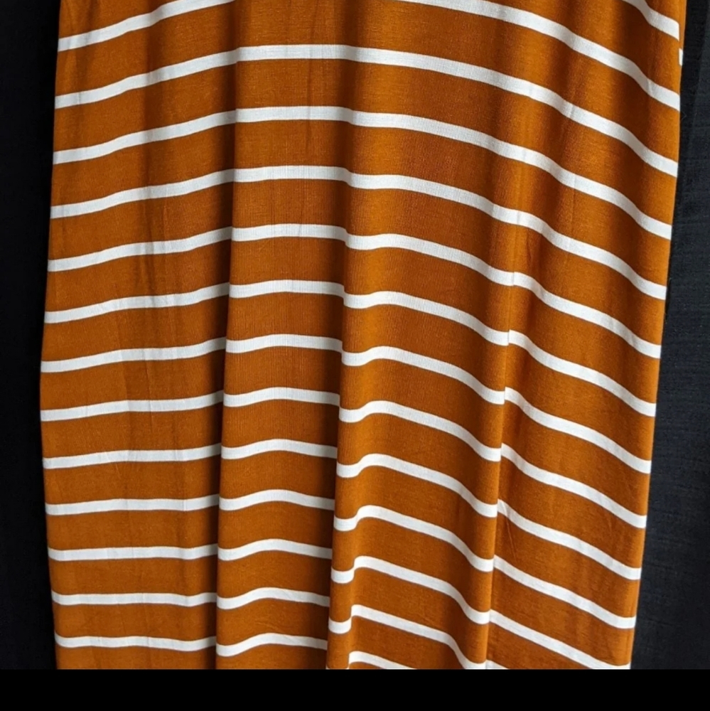 SOLD SOLD SOLDIvory Stripe Maxi Dress W/Pockets - Picture 7 of 11